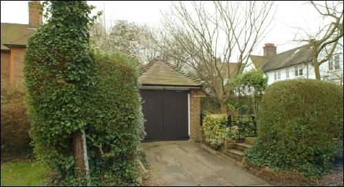 Garage, Homesfield